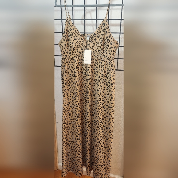 Leopard Print Maxi Dress Pit=20 - Picture 1 of 2